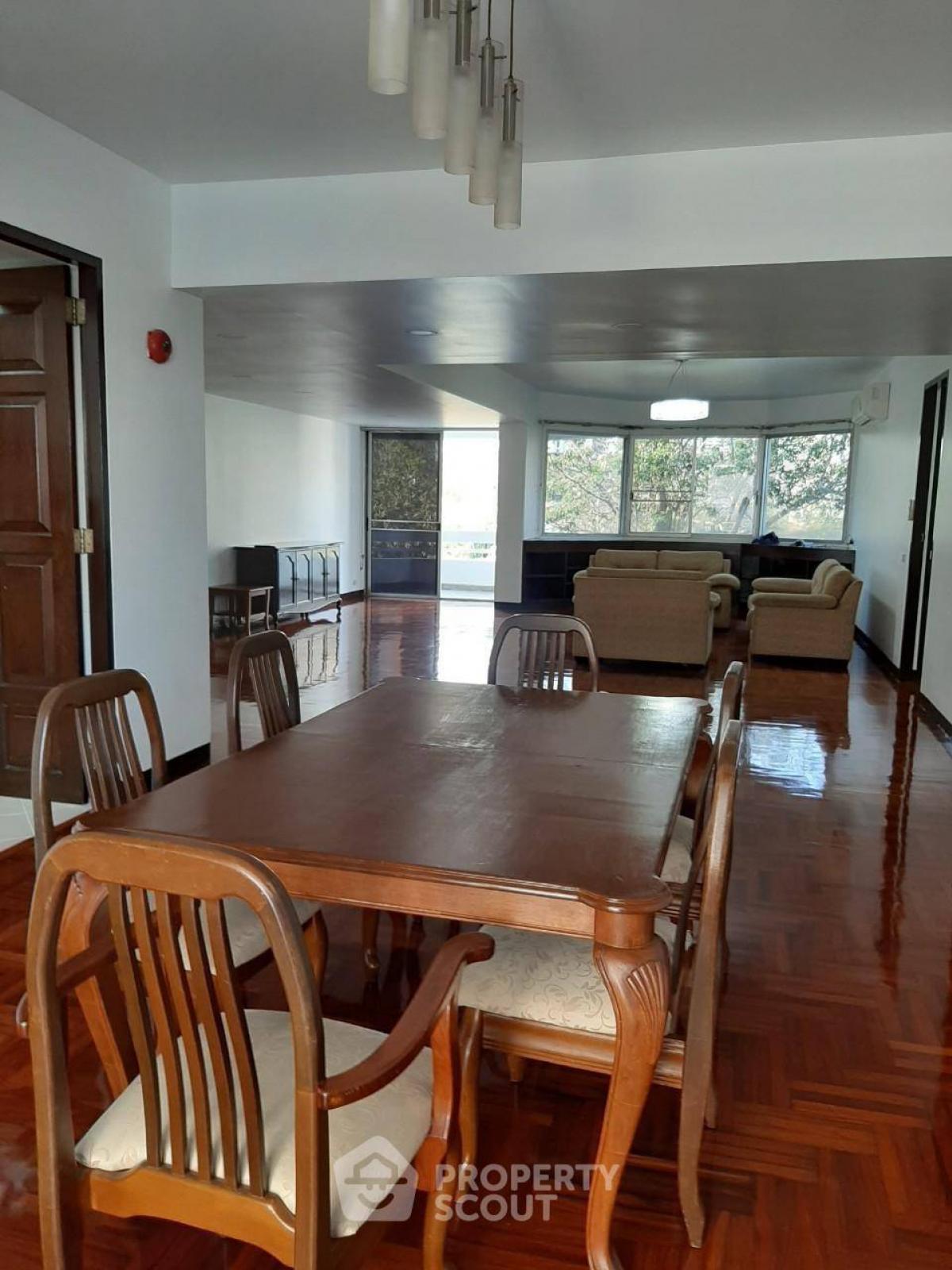 ให้เช่าคอนโดสุขุมวิท อโศก ทองหล่อ : อพาร์ทเมนต์ 3-ห้องนอน ใกล้ BTS พร้อมพงษ์