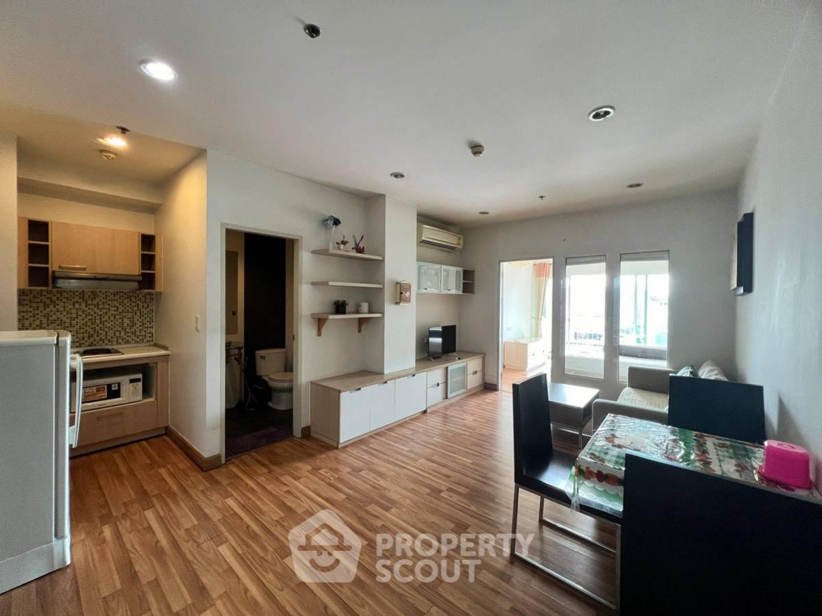 For RentCondoRatchathewi,Phayathai : 1-BR Condo at The Complete Rajprarop near ARL Ratchaprarop