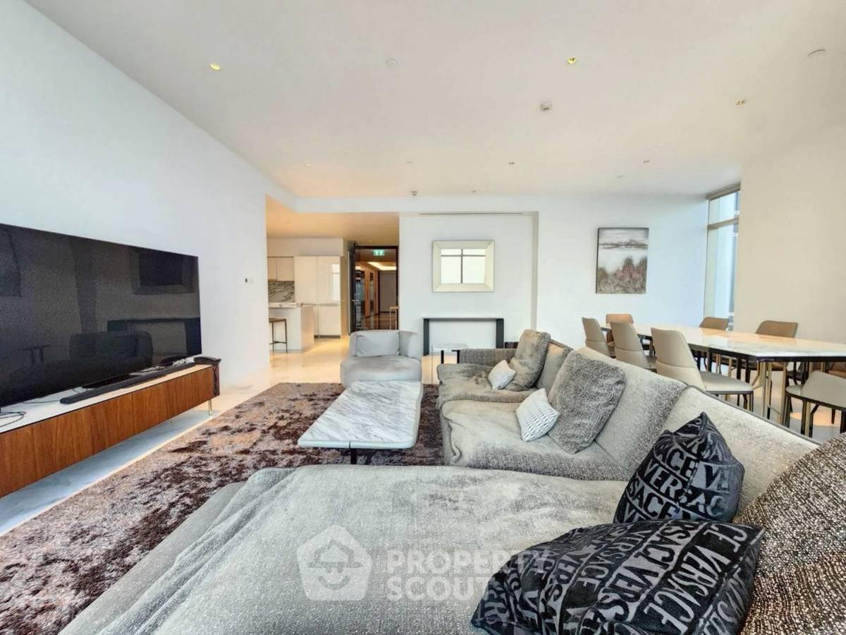 ให้เช่าคอนโดสาทร นราธิวาส : คอนโด 3-ห้องนอน ที่ โฟร์ซีซัน ไพรเวท เรสซิเดนซ์ กรุงเทพมหานคร ใกล้ BTS สะพานตากสิน