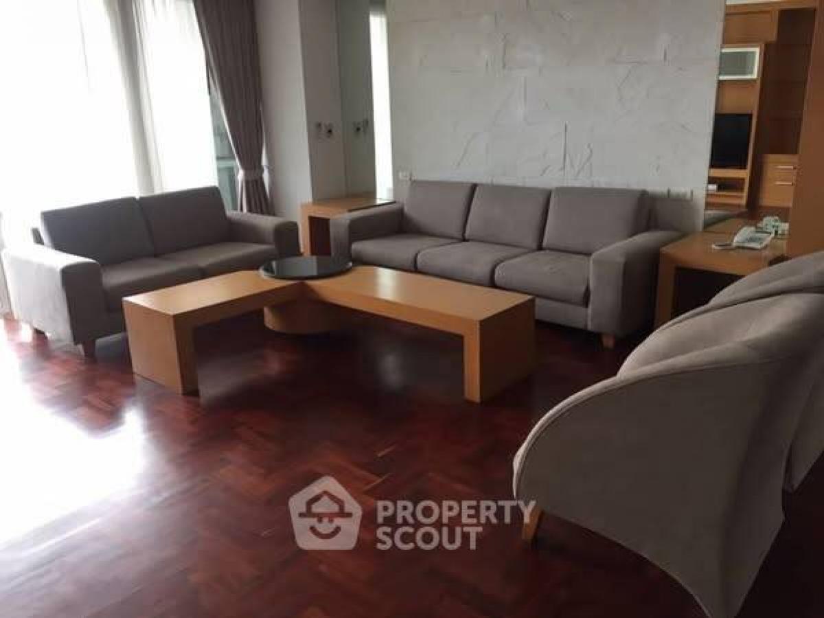 ให้เช่าคอนโดสุขุมวิท อโศก ทองหล่อ : อพาร์ทเมนต์ 3-ห้องนอน ใกล้ BTS พร้อมพงษ์