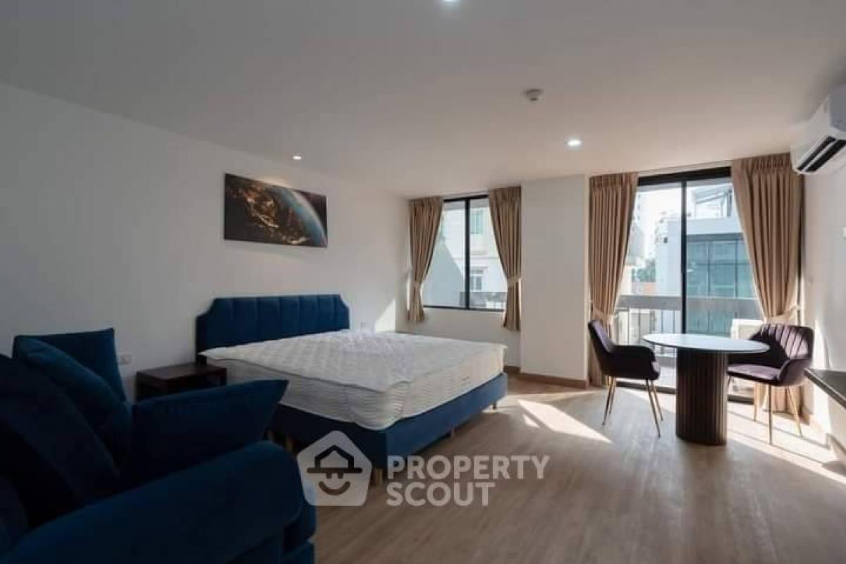 For RentCondoNana, North Nana,Sukhumvit13, Soi Nana : Studio Apt. near BTS Nana