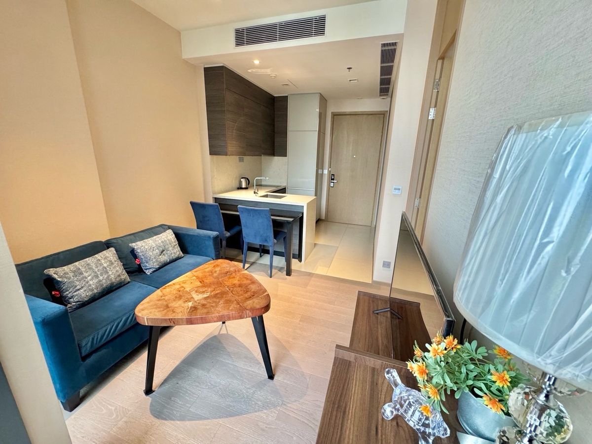 For RentCondoSukhumvit, Asoke, Thonglor : Condo for rent THE ESSE ASOKE (The Esse Asoke) 1 bedroom, 1 bathroom, 37 sq m, fully furnished, ready to move in, 28,000 baht/month.