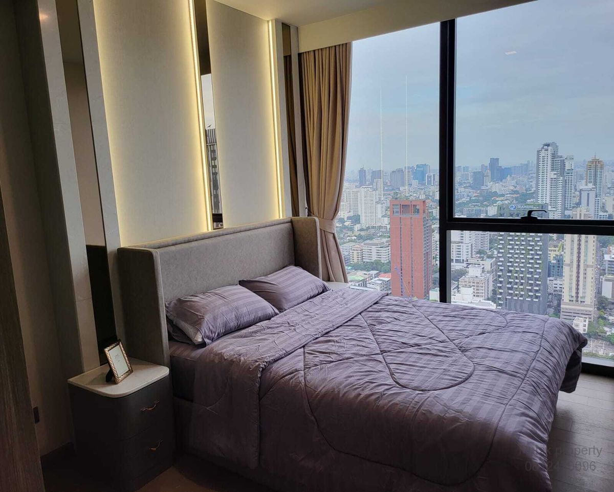 For SaleCondoSukhumvit, Asoke, Thonglor : (RB1300) Selling Celes Asoke — Duplex Top-Floor (Duplex on high floor)