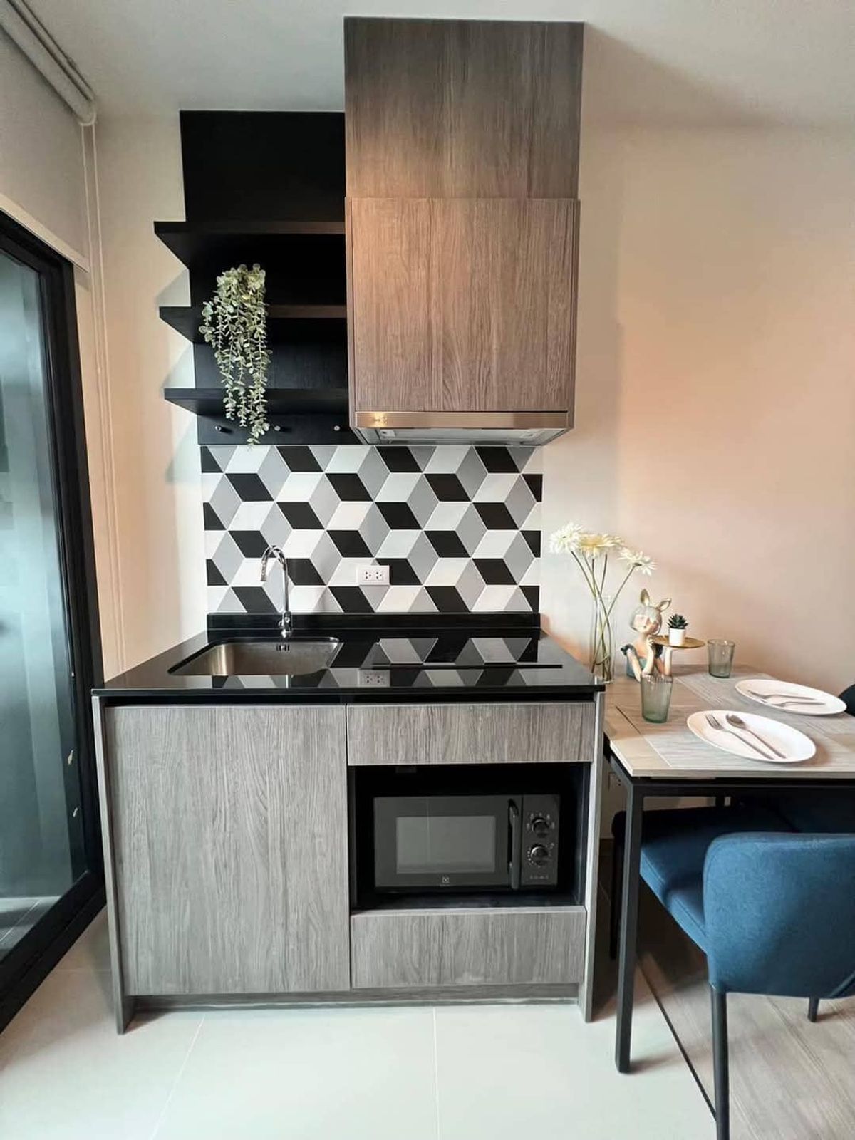 For RentCondoRama9, Petchburi, RCA : For rent ✨ THE BASE Phetchaburi - Thonglor ✨ Fully furnished and equipped, near BTS Phrom Phong