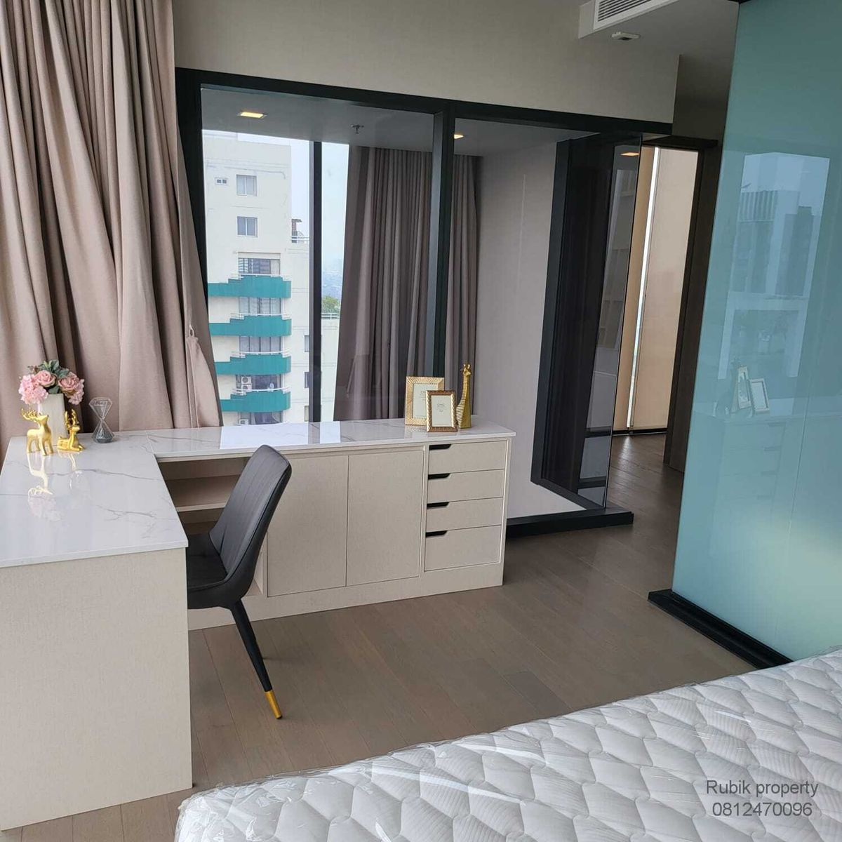 For SaleCondoSukhumvit, Asoke, Thonglor : (RB1299) Selling Celes Asoke — Duplex Top-Floor (Duplex on high floor)