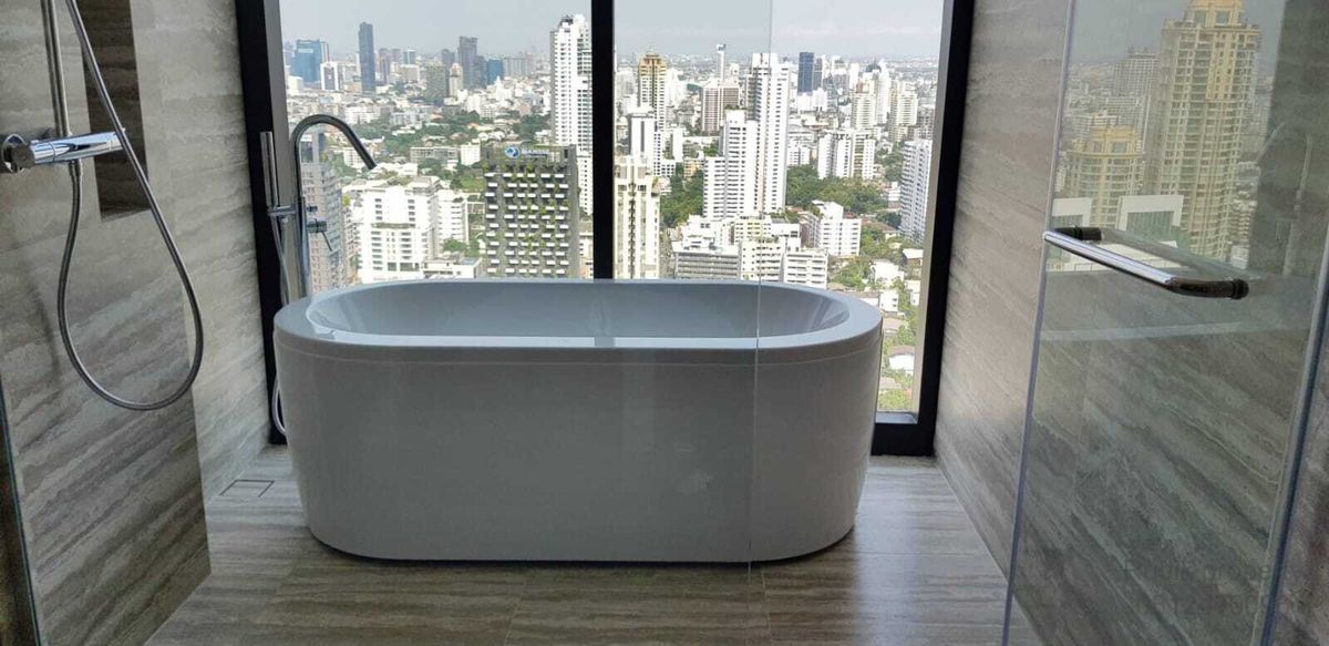 For SaleCondoSukhumvit, Asoke, Thonglor : (RB1300) Selling Celes Asoke — Duplex Top-Floor (Duplex on high floor)