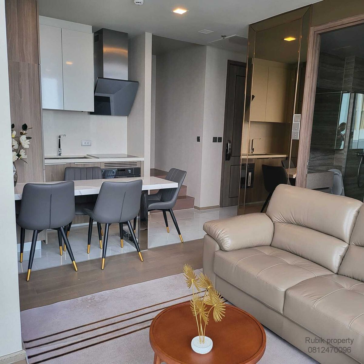 For SaleCondoSukhumvit, Asoke, Thonglor : (RB1299) Selling Celes Asoke — Duplex Top-Floor (Duplex on high floor)