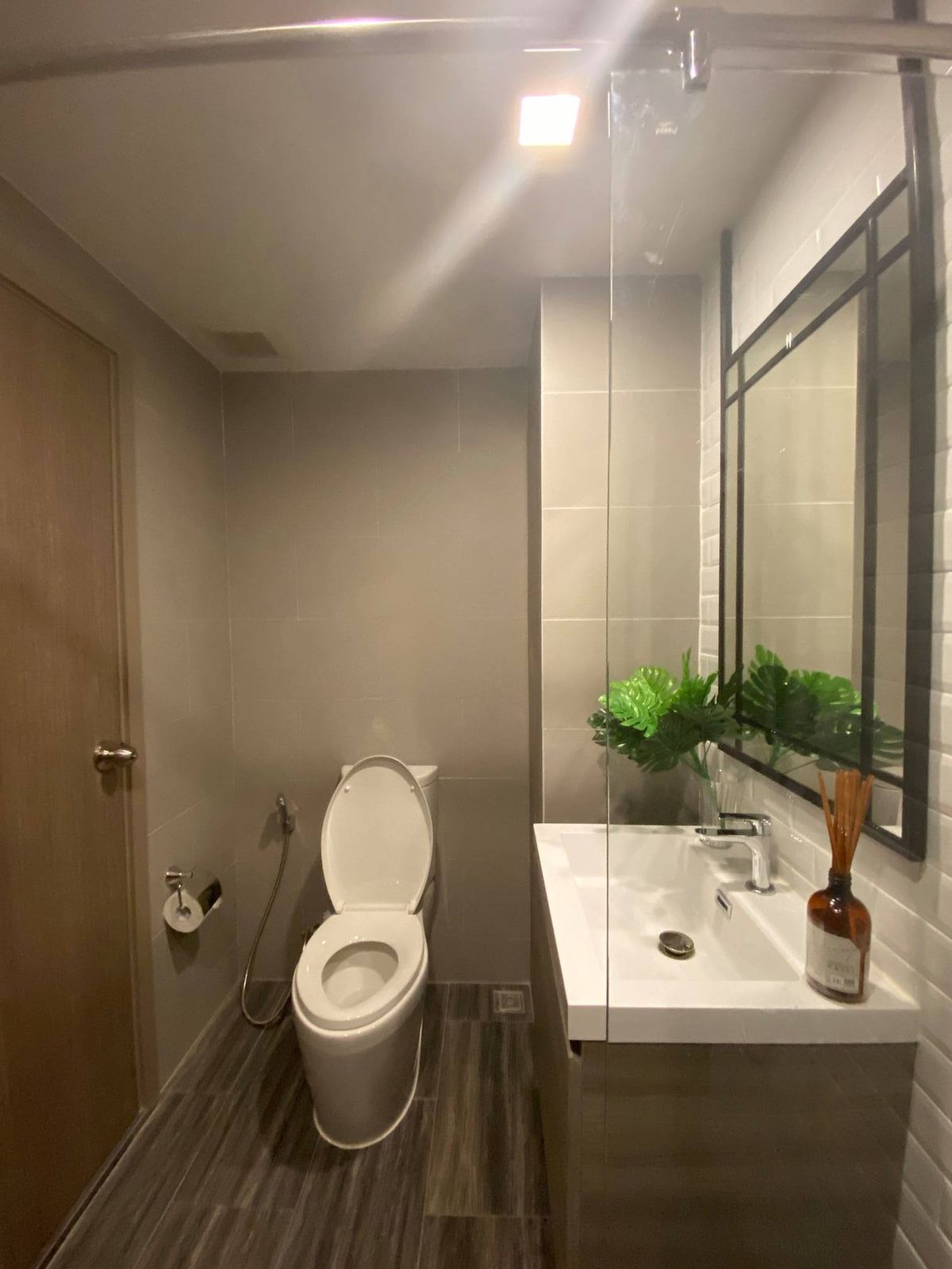 For RentCondoRatchathewi,Phayathai : Maestro 14 Siam Ratchathewi【𝐑𝐄𝐍𝐓】🔥Luxury condo in the heart of Siam, connected to all the conveniences of life🔥  Contact Line ID: @hacondo