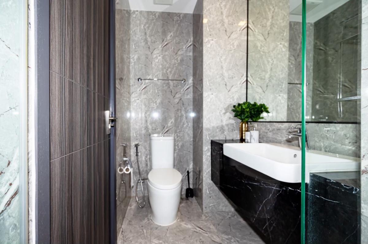 For RentCondoSukhumvit, Asoke, Thonglor : 🔥Urgent rental 🔥Ashton Asoke, beautiful room, luxuriously decorated, fully furnished, ready to move in ❗