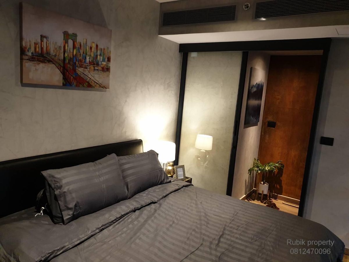 For SaleCondoSukhumvit, Asoke, Thonglor : RB1303) For sale Loft Asok — Duplex Style (37th floor)