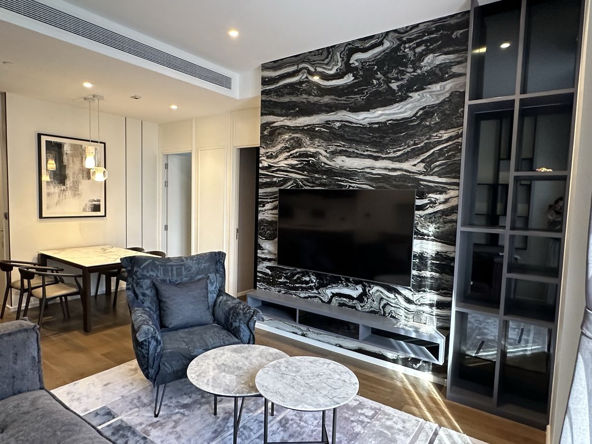 ให้เช่าคอนโดวิทยุ ชิดลม หลังสวน : Muniq Langsuan Two Bedroom 