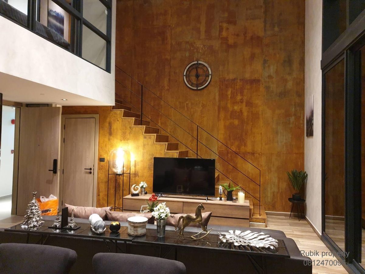 For SaleCondoSukhumvit, Asoke, Thonglor : RB1303) For sale Loft Asok — Duplex Style (37th floor)