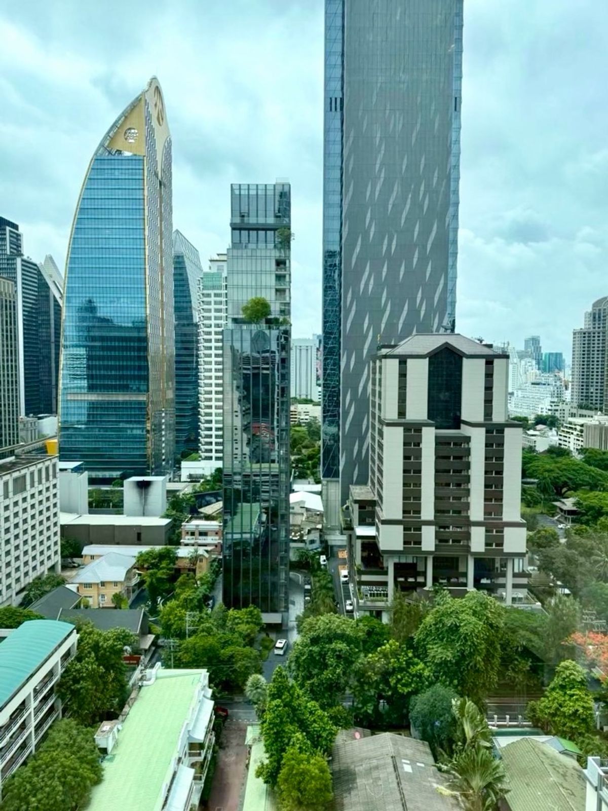 ขายคอนโดวิทยุ ชิดลม หลังสวน : เคยขาย 62 วันนี้ 38.5 แต่งครบ คุณโทมัส Hotline 0946503223