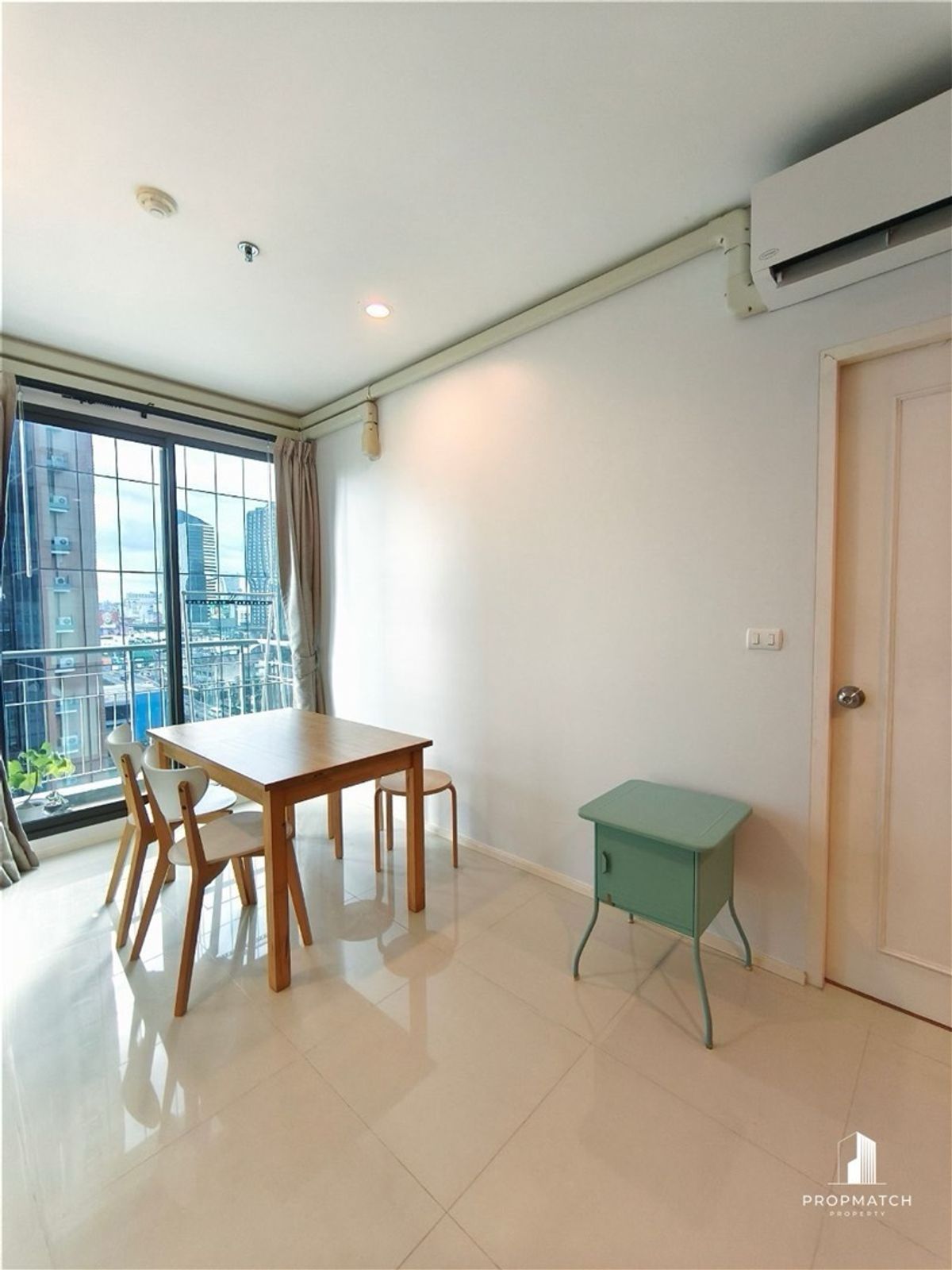 ขายคอนโดพระราม 9 เพชรบุรีตัดใหม่ RCA : ⚡️FlashDeal⚡️Villa Asoke (1bed1bath) 40sqm. 🔥5.1Mb asoke-phetchuburi location, near Mrt Phetchaburi 📞0926289149 