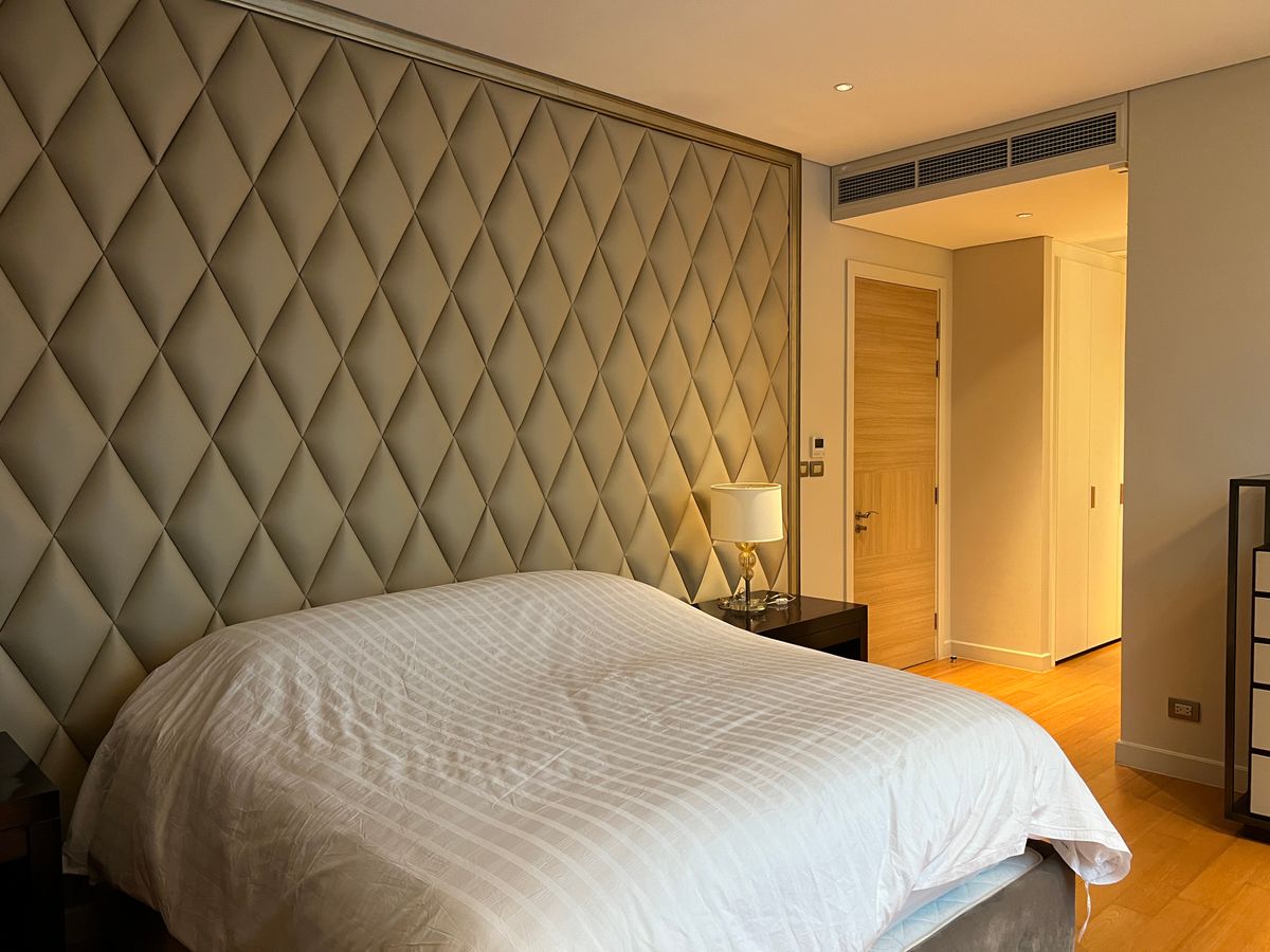 ให้เช่าคอนโดวิทยุ ชิดลม หลังสวน : 👀 สำรวจแบบ 3D - คอนโดหรู 3 ห้องนอน | Sindhorn Residence