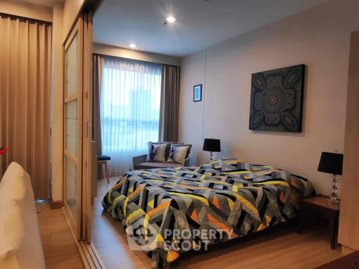 For SaleCondoWongwianyai, Charoennakor : 1-BR Condo at The Light House Sathorn–Chareonnakorn near BTS Krung Thon Buri