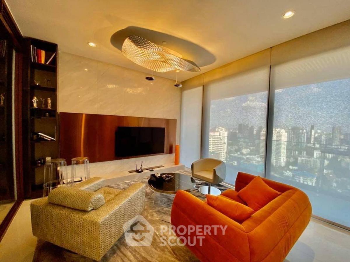 For SaleCondoSukhumvit, Asoke, Thonglor : 2-BR Condo at Vittorio Sukhumvit 39 near BTS Phrom Phong