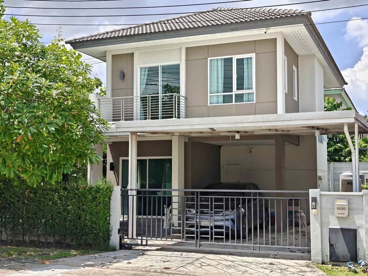 ให้เช่าบ้านปทุมธานี รังสิต ธรรมศาสตร์ : HR2926ให้เช่าบ้านเดี่ยว แปลงมุม ติดสวน โครงการ Centro รังสิต ย่านคลองสี่ เดินทางสะดวกติดถนนรังสิต-นครนายก