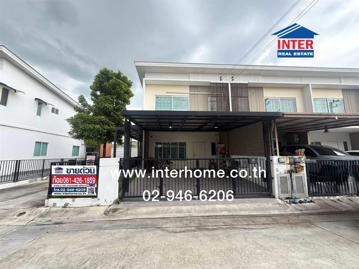 ขายทาวน์โฮมปทุมธานี รังสิต ธรรมศาสตร์ : ทาวน์เฮ้าส์ 2 ชั้น 30.6 ตร.ว. หมู่บ้านเดอะคอนเนค50 กรุงเทพ-ปทุมธานี ใกล้สี่แยกปทุมวิไล ซอย1/4 ถนนกรุงเทพ-ปทุมธานี (หมายเลข 307) ถนนปทุมธานี-สายใน เมืองปทุมธานี ปทุมธานี