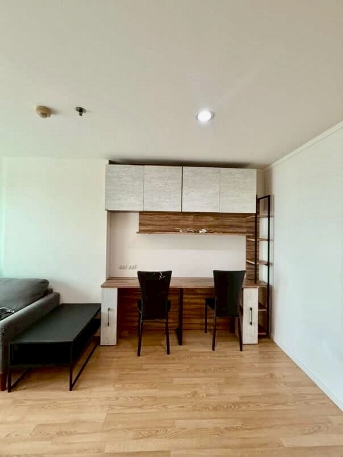 For RentCondoBang Sue, Wong Sawang, Tao Pun : Corner room, fully furnished, ready to move in ✨