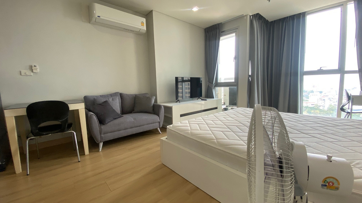 For RentCondoOnnut, Udomsuk :  Le Luk  Condo for rent 15 ,000THB per month, studio 33 sqm  on 19th floorSukhumvit 71, BTS Phra Khanong