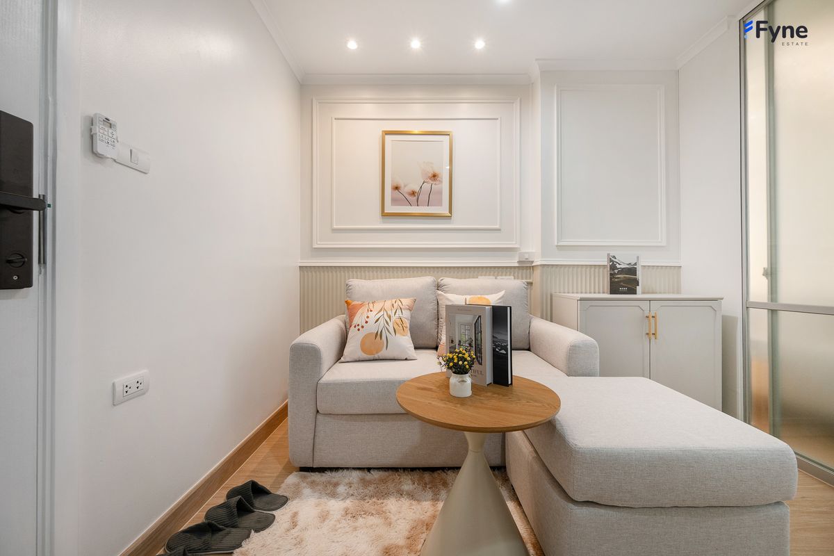 For SaleCondoKasetsart, Ratchayothin : Lumpini Place Ratchayothin Condo, next to BTS Ratchayothin, 0 meters, open view, Ratchayothin, Ratchada, Lat Phrao, Kaset.