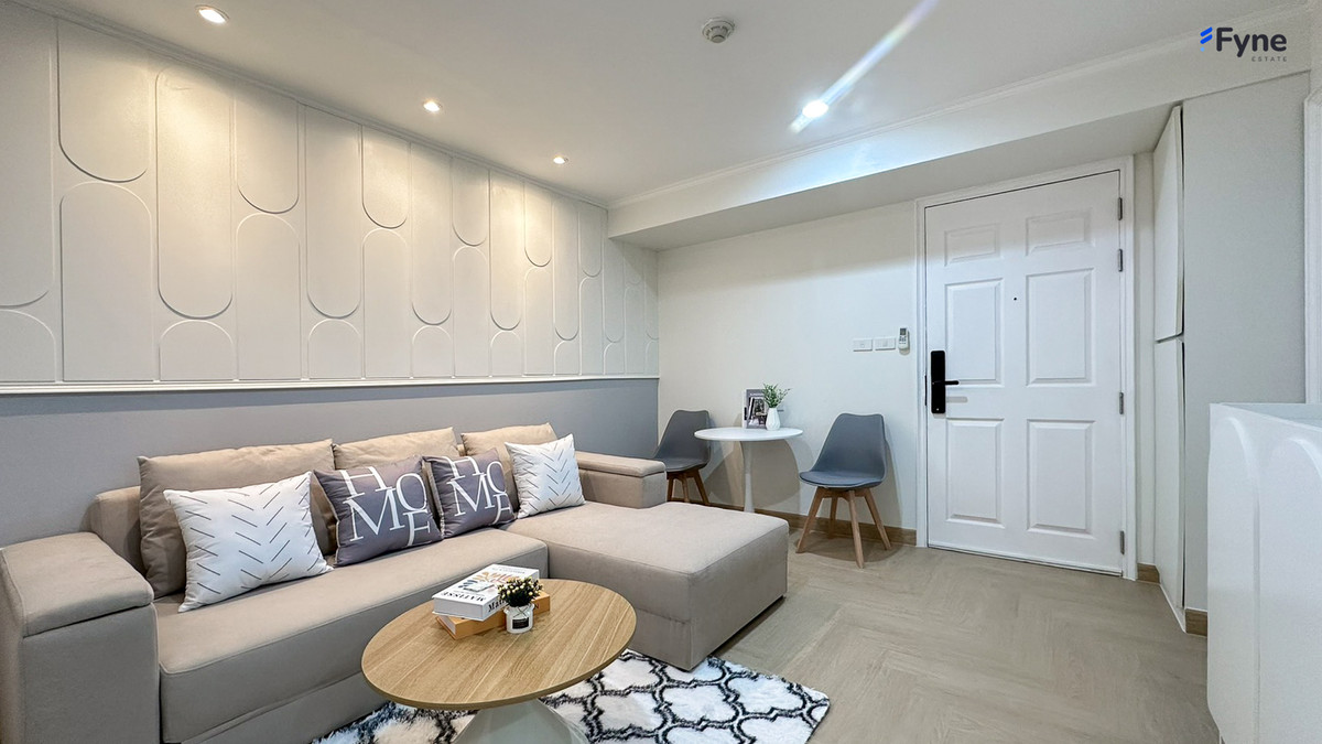 For SaleCondoRatchadapisek, Huaikwang, Suttisan : Lumpini Ville Cultural Center Project, near MRT Huai Khwang, Ratchada, Huai Khwang, Rama 9, Ramkhamhaeng, Lat Phrao.