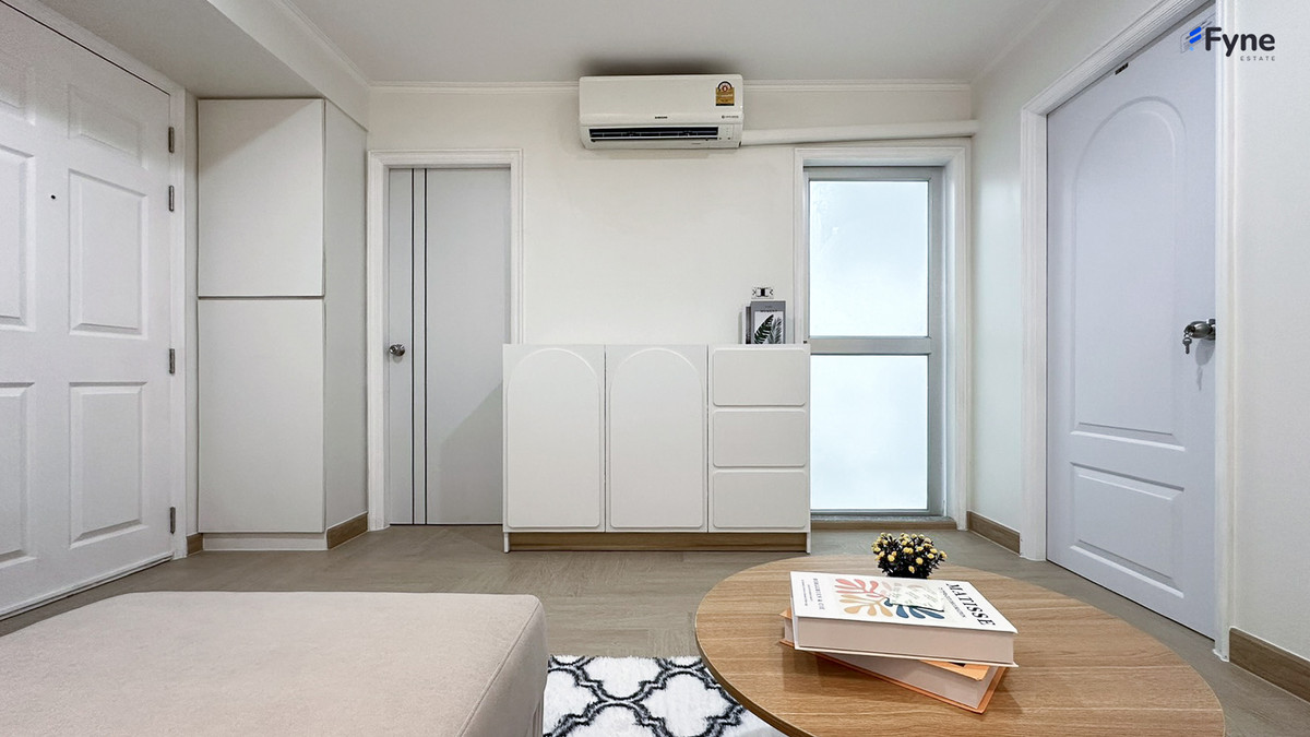 For SaleCondoRatchadapisek, Huaikwang, Suttisan : Lumpini Ville Cultural Center Project, near MRT Huai Khwang, Ratchada, Huai Khwang, Rama 9, Ramkhamhaeng, Lat Phrao.