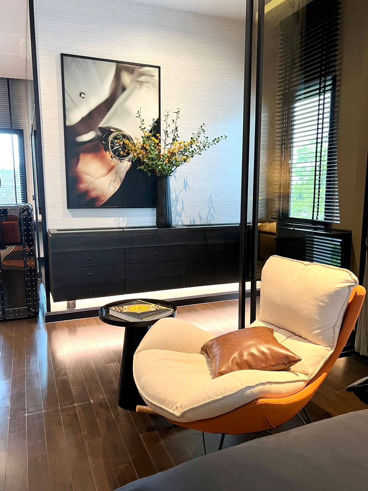 HouseBangna, Bearing, Lasalle : *House for rent at Grand Bangkok Boulevard Sukhumvit Srinakarin, 600,000 baht. 5 bedrooms, 6 bathrooms, 591 sq m of living space, 140.2 sq wah of land, Sukhumvit 107 (Soi Bearing 31/1), near BITEC Bangna, Sukhumvit, and BTS Bearing (10 minutes)