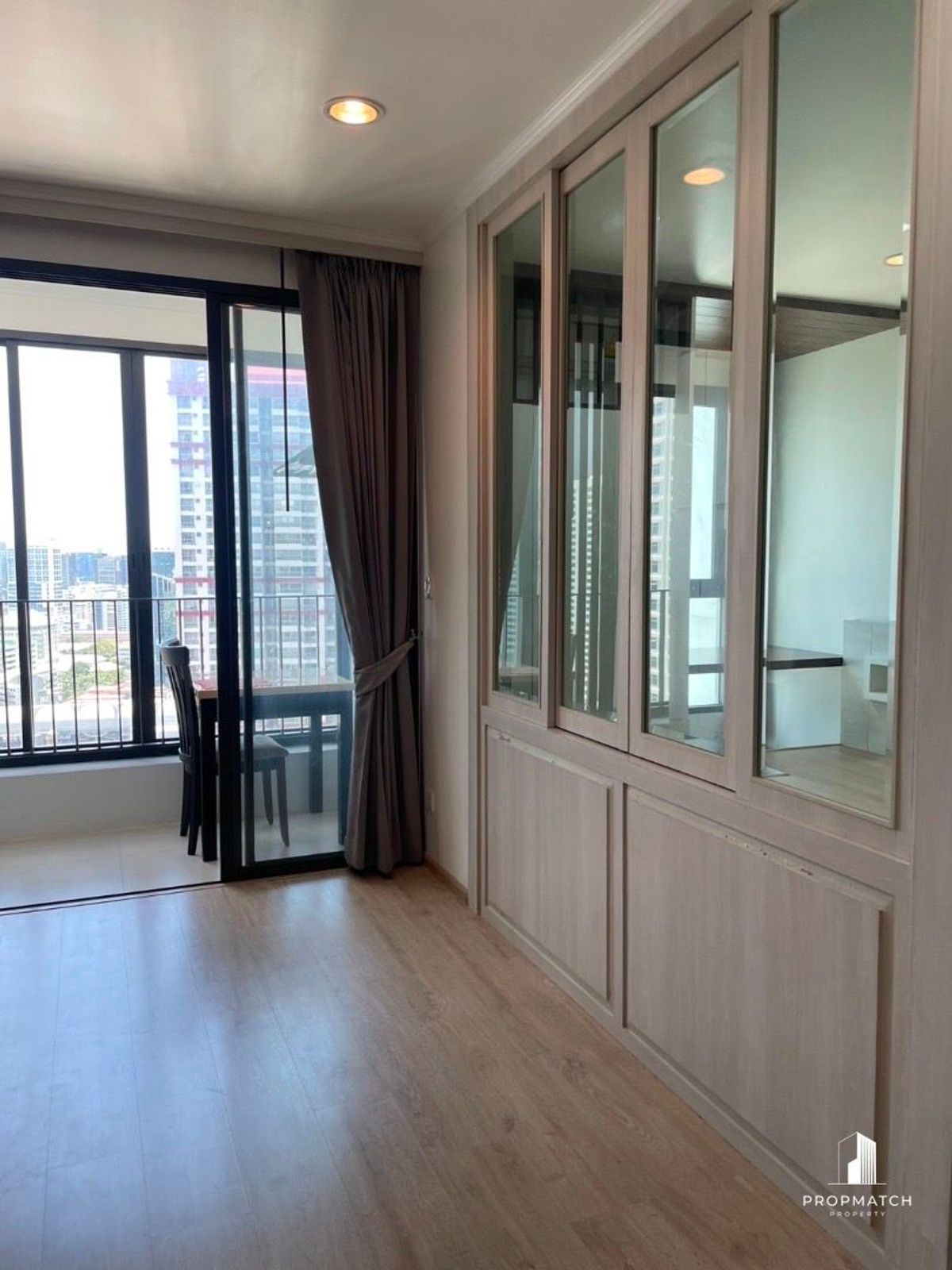 ขายคอนโดราชเทวี พญาไท : ✨Flash Deal ✨IDEO Q Rachatewi ( 1Bed 1Bath 34SQM.) พร้อมอยู่ ! เพียง   4,790,000บาท Tel.0981315848 @propmatch