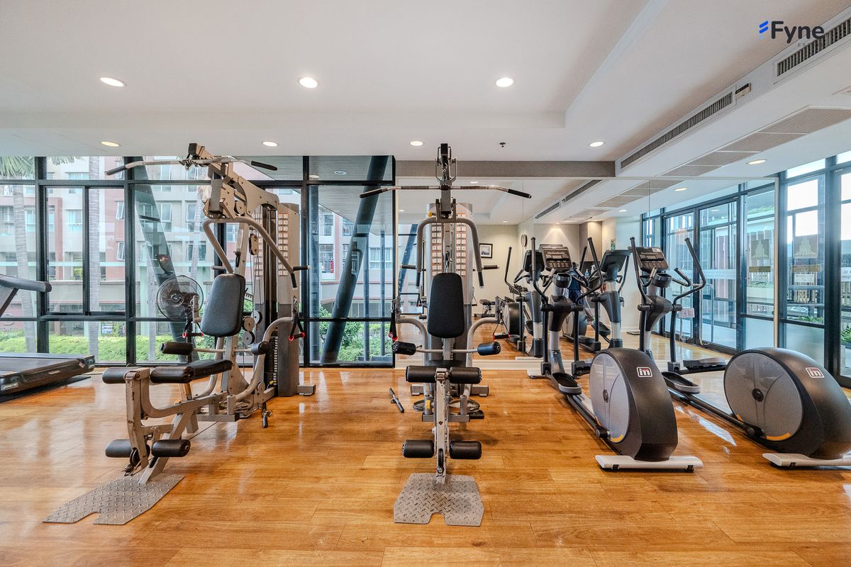 For SaleCondoKasetsart, Ratchayothin : Lumpini Place Ratchayothin Condo, next to BTS Ratchayothin, 0 meters, open view, Ratchayothin, Ratchada, Lat Phrao, Kaset.