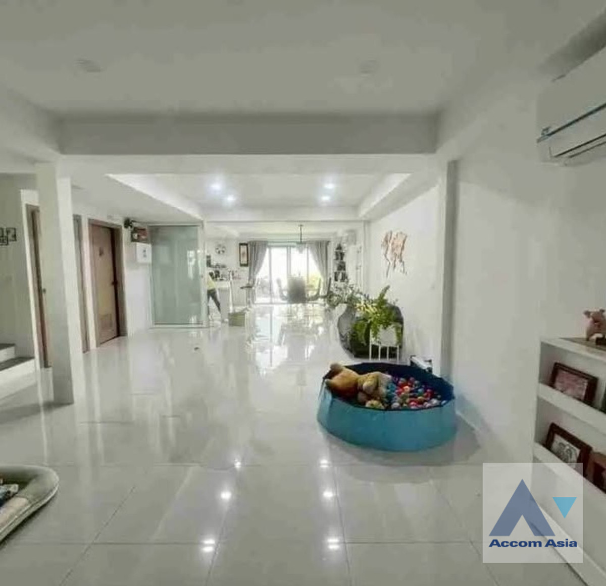 ให้เช่าบ้านสุขุมวิท อโศก ทองหล่อ : 🔼AccomA🔽 3 Bedrooms House for Sale and Rent in Sukhumvit, Bangkok near BTS Phra khanong (AA45804)