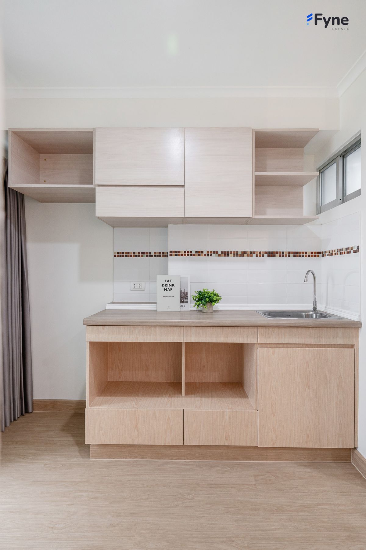 For SaleCondoKasetsart, Ratchayothin : Lumpini Place Ratchayothin Condo, next to BTS Ratchayothin, 0 meters, open view, Ratchayothin, Ratchada, Lat Phrao, Kaset.