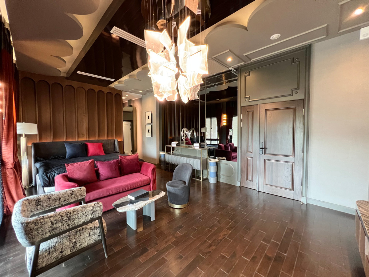 บ้านบางนา แบริ่ง ลาซาล : *ให้เช่าบ้าน Grand Bangkok Boulevard Sukhumvit Srinakarin 550,000บาท 5ห้องนอน 6ห้องน้ำ พื้นที่ใช้สอย591ตรม. ที่ดิน140.2ตรว. สุขุมวิท107 (ซอยแบริ่ง31/1) ใกล้ ไบเทค บางนา สุขุมวิท BTSแบริ่ง (10 นาที)