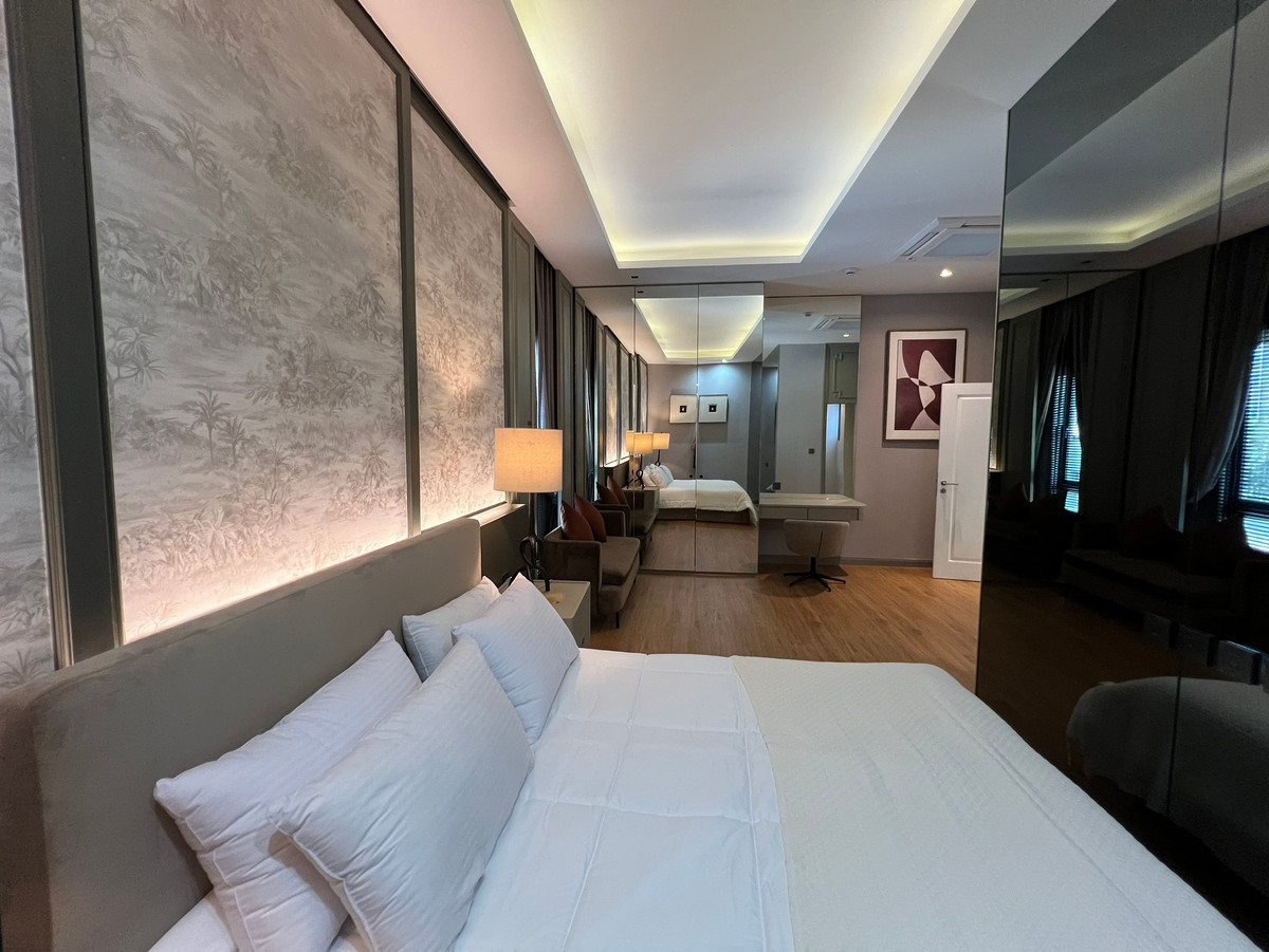 บ้านบางนา แบริ่ง ลาซาล : *ให้เช่าบ้าน Grand Bangkok Boulevard Sukhumvit Srinakarin 550,000บาท 5ห้องนอน 6ห้องน้ำ พื้นที่ใช้สอย591ตรม. ที่ดิน140.2ตรว. สุขุมวิท107 (ซอยแบริ่ง31/1) ใกล้ ไบเทค บางนา สุขุมวิท BTSแบริ่ง (10 นาที)