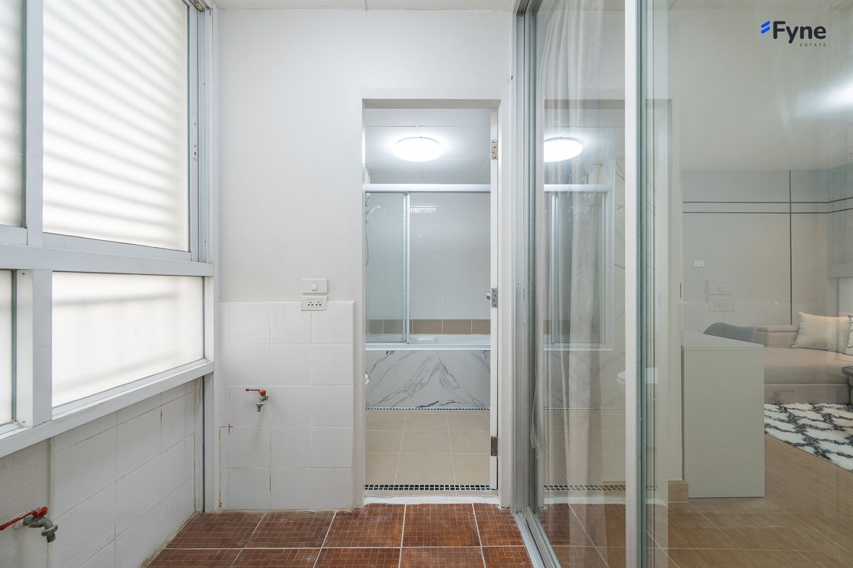 For SaleCondoRatchadapisek, Huaikwang, Suttisan : Ratchada City 18 project near MRT Huai Khwang