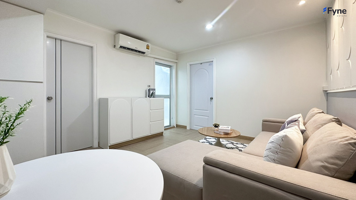 For SaleCondoRatchadapisek, Huaikwang, Suttisan : Lumpini Ville Cultural Center Project, near MRT Huai Khwang, Ratchada, Huai Khwang, Rama 9, Ramkhamhaeng, Lat Phrao.