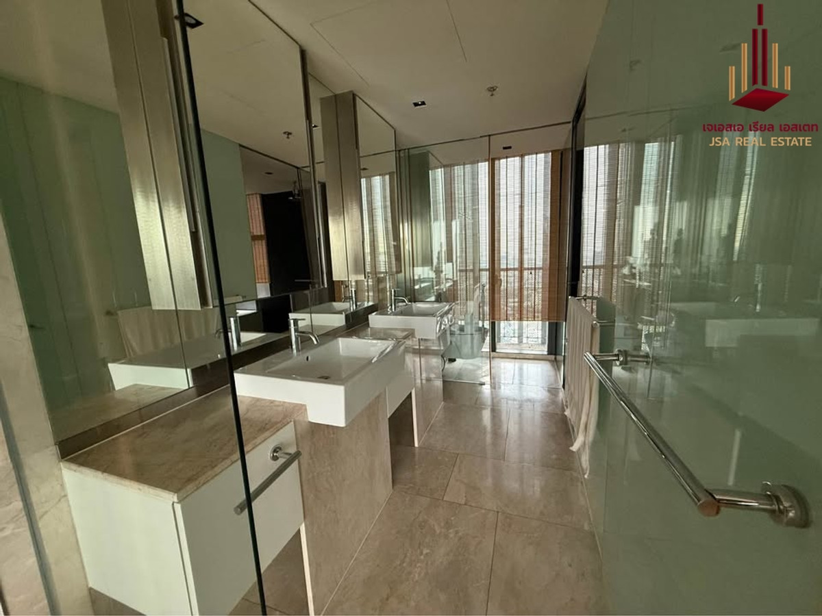 For RentCondoSathorn, Narathiwat : ✨ For Rent: The Met Condo ✨ 💰 Only 300,000 THB/month