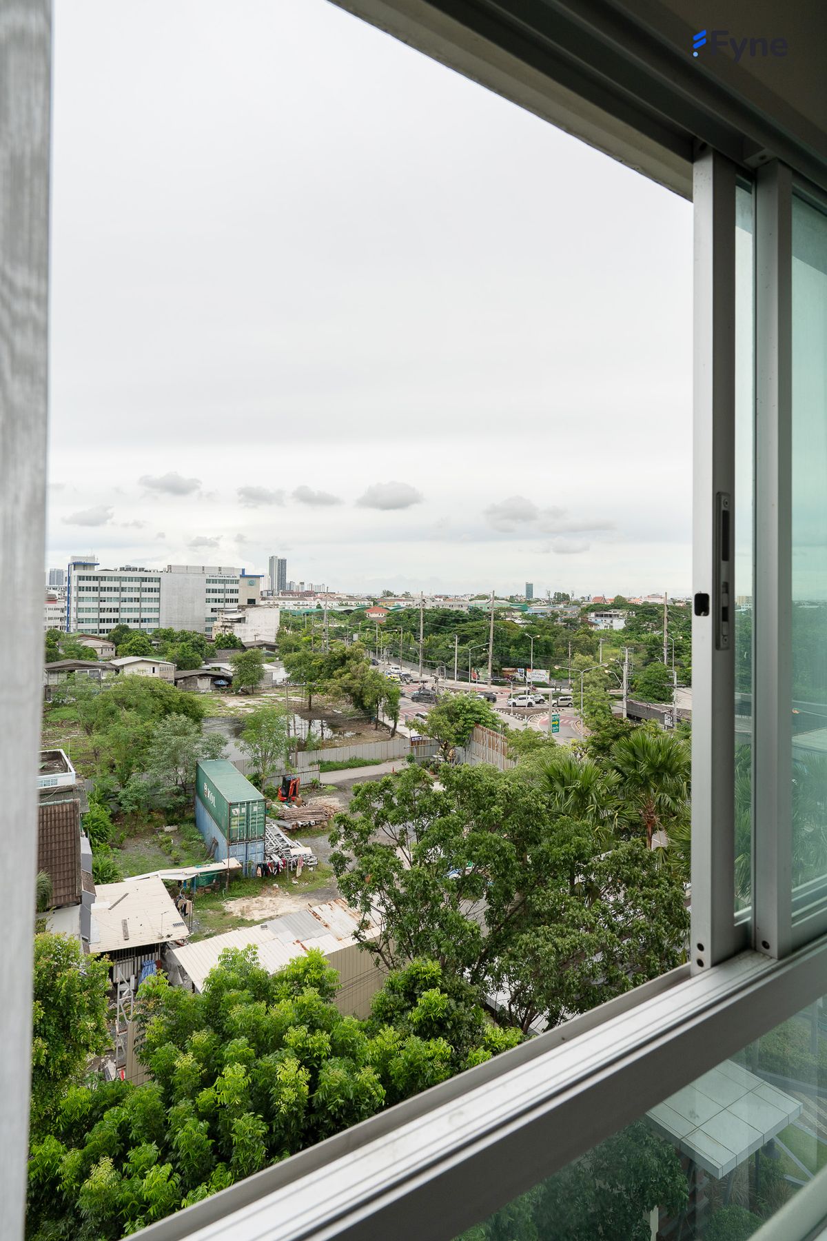 ขายคอนโดบางนา แบริ่ง ลาซาล : โครงการ ลุมพินี วิลล์ ลาซาล - แบริ่ง สุขุมวิท บางนา ลาซาล เพียง 10 นาทีถึง BTS แบริ่ง