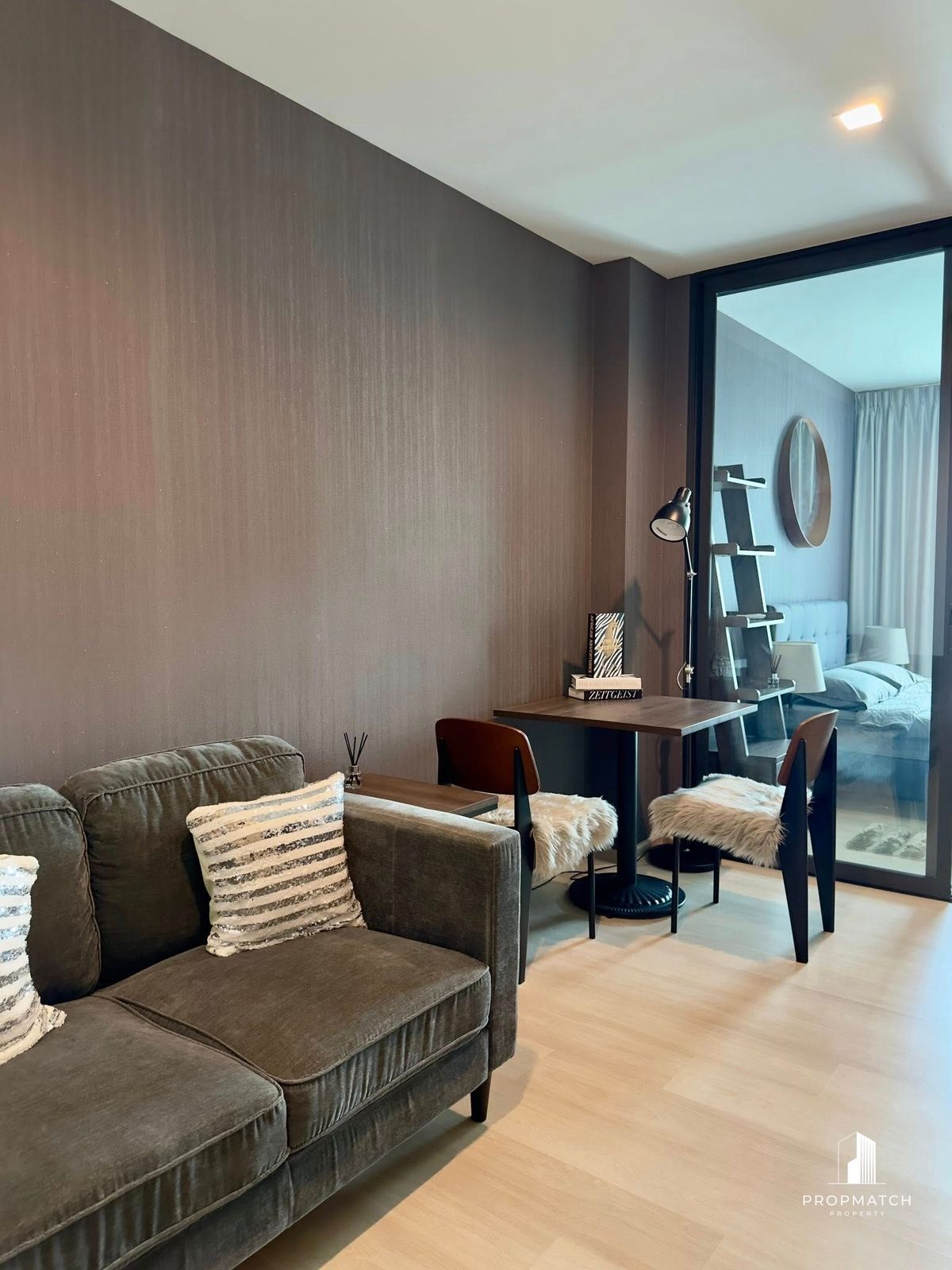ให้เช่าคอนโดวิทยุ ชิดลม หลังสวน : ✨Flash Deal ✨Life One Wireless( 1Bed 1Bath 35SQM.) แต่งครบพร้อมอยู่ !! เพียง  23,000บาทต่อเดือน Tel.0981315848 @propmatch