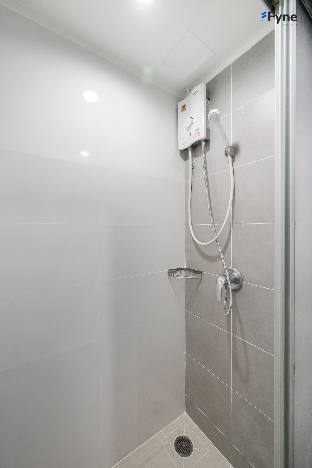 For SaleCondoKasetsart, Ratchayothin : Lumpini Place Ratchayothin Condo, next to BTS Ratchayothin, 0 meters, open view, Ratchayothin, Ratchada, Lat Phrao, Kaset.