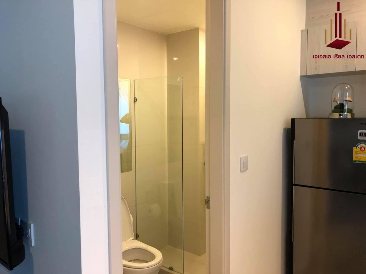 For SaleCondoRama9, Petchburi, RCA : ✨ For Sale: Life Asoke Condo ✨ 💰 Only 4,900,000 THB