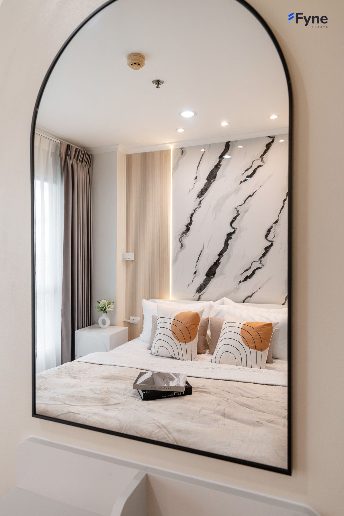 For SaleCondoKasetsart, Ratchayothin : Lumpini Place Ratchayothin Condo, next to BTS Ratchayothin, 0 meters, open view, Ratchayothin, Ratchada, Lat Phrao, Kaset.