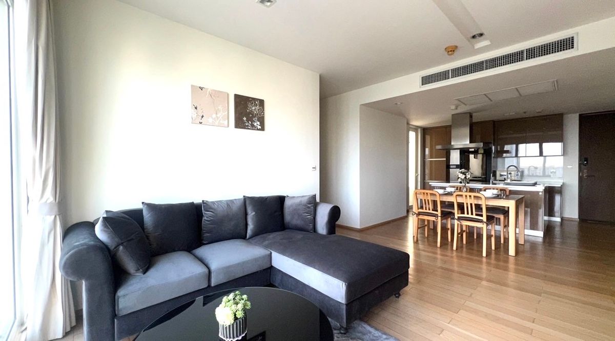 For RentCondoSukhumvit, Asoke, Thonglor : Low floor 3 bed 3 bath 100 sqm condo at Siri @ Sukhumvit for rent 75,000THB per month, Thonglor BTS