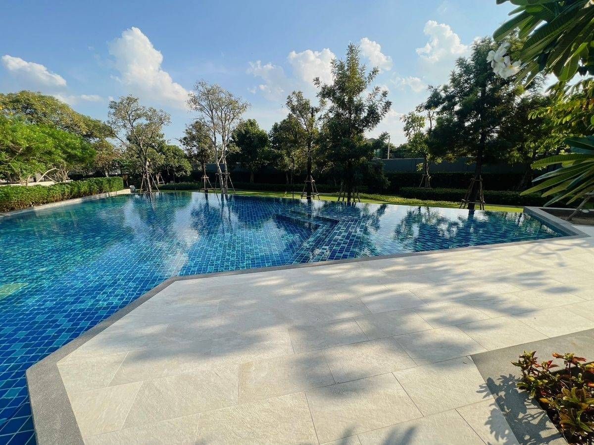 For RentTownhomePathum Thani,Rangsit, Thammasat : House for rent, Townhome Siri Place Rangsit 2, near Poonsap Market, just 10 minutes.