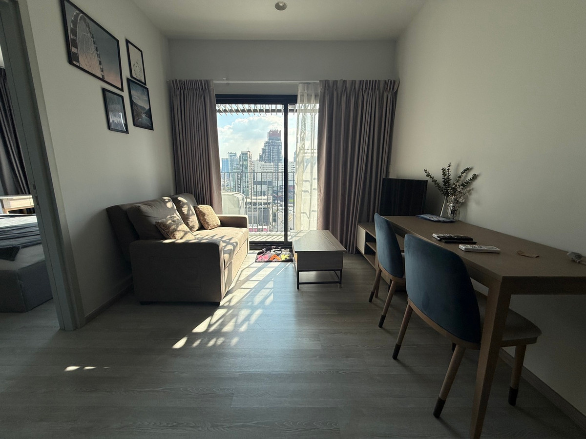 ให้เช่าคอนโดสุขุมวิท อโศก ทองหล่อ : [RENT] 🔥– [ให้เช่าด่วน!] ว่างให้เช่า 1 ห้องนอน 17,000 คอนโด เอ็กซ์ที เอกมัย XT EKKAMAI  ใกล้ 🚄BTS เอกมัย และ ดองกิมอล ทองหล่อ📞Call 063-229-0956 