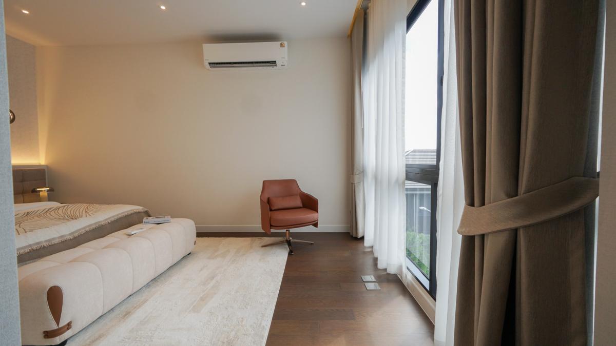 ให้เช่าบ้านพัฒนาการ ศรีนครินทร์ : 🔥ให้เช่าด่วน🔥บูก้าน กรุงเทพกรีฑา บ้านหรู3ชั้น ตกแต่งหรูหรา เฟอร์นิเจอร์ครบพร้อมเข้าอยู่ 