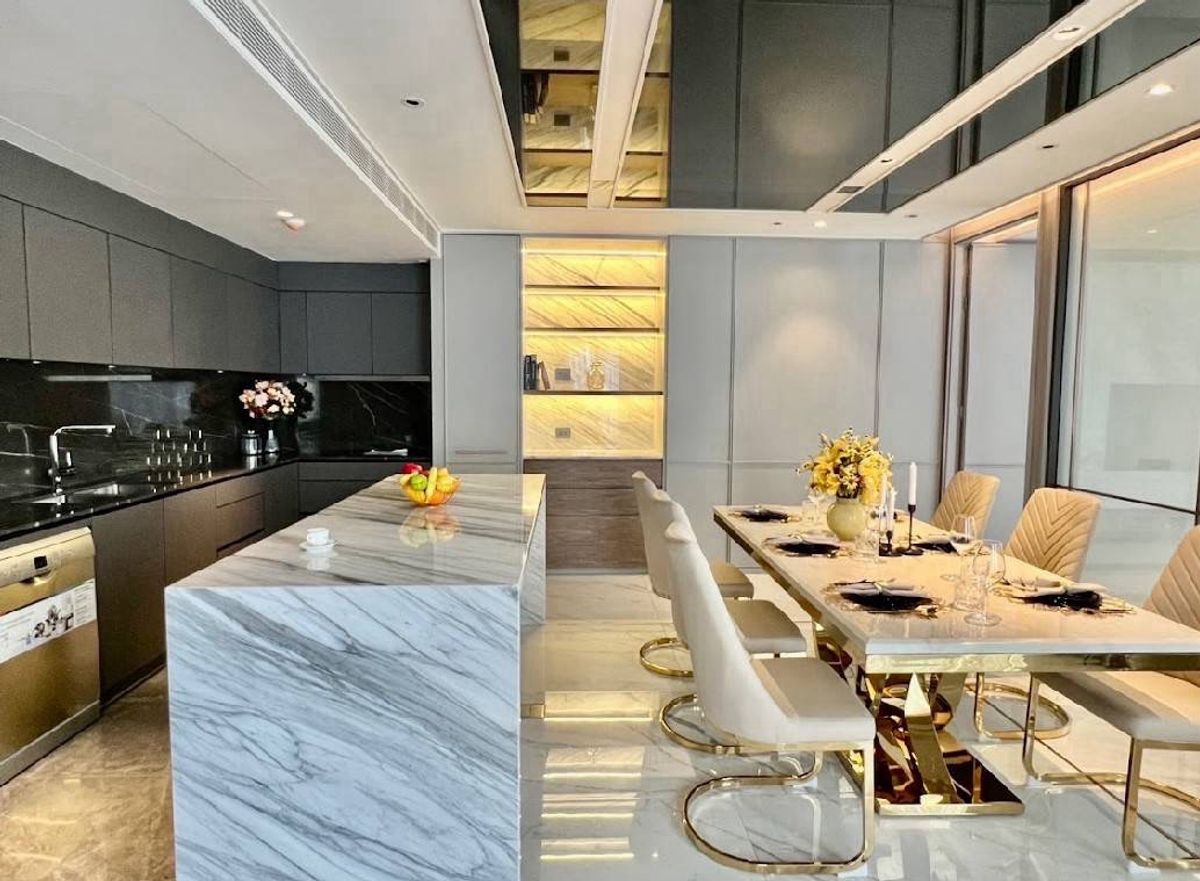 ให้เช่าคอนโดสุขุมวิท อโศก ทองหล่อ : ปล่อยเช่า Penthouse Fynnsukhumvit31 
2+1ห้องนอน สวยหรู Luxurylifestyle