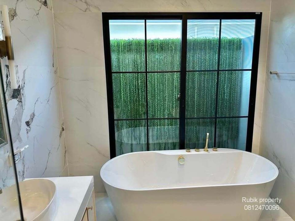 ให้เช่าบ้านปิ่นเกล้า จรัญสนิทวงศ์ : 🏡 (RB1311) ให้เช่าบ้านเดี่ยวสุดหรู NANTAWAN ปิ่นเกล้า - กาญจนา Super Luxury 2 ชั้น พื้นที่กว้างขวาง พร้อมเข้าอยู่ ⛲️🏠