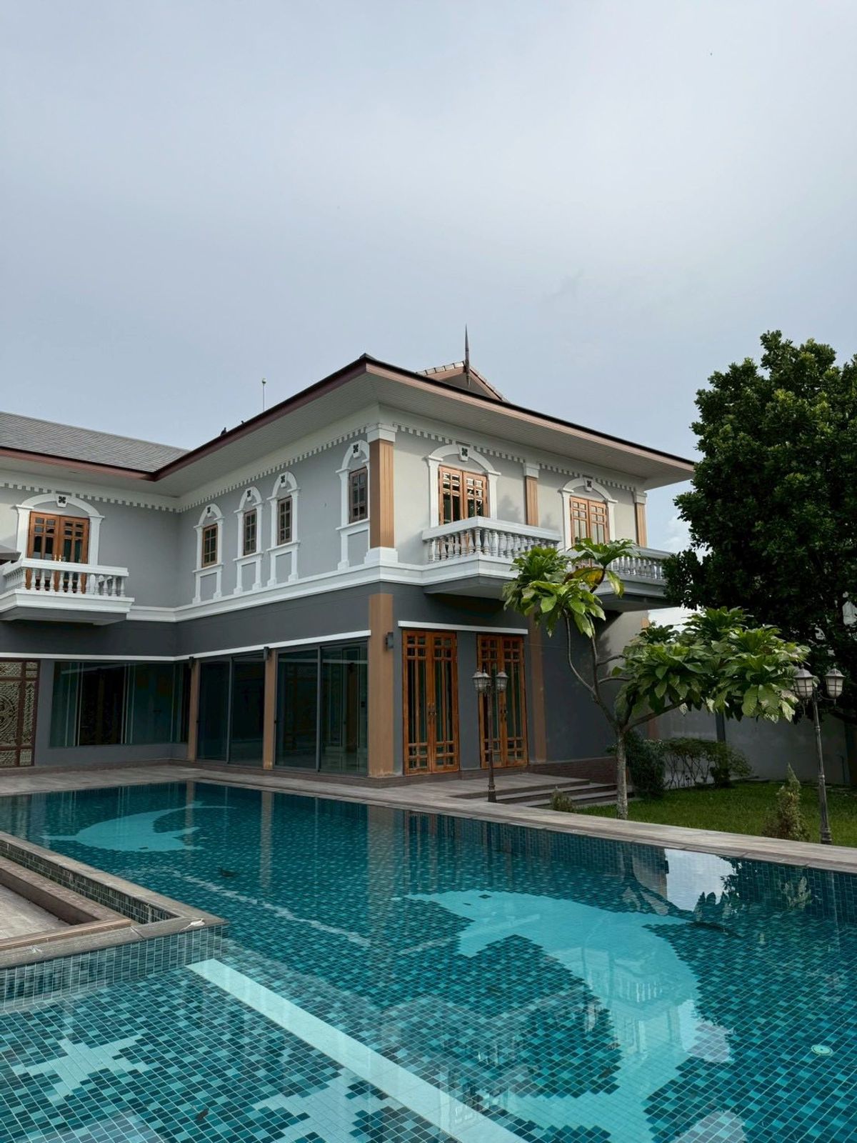 For SaleHouseVipawadee, Don Mueang, Lak Si : ✨ Luxury Single House for Sale at Chaeng Watthana – 4 Bedrooms, 7 Bathrooms, 750 sqm Living Area on a Large 1-Rai Plot, with Private Swimming Pool, Near MRT Chaeng Watthana 14